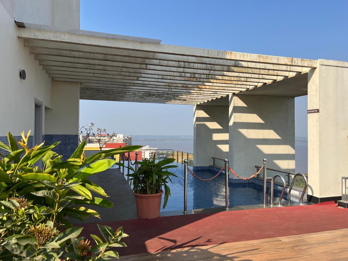 Studio Apt With Rooftop Panoramic Views @ Dabolim Vāsco Da Gāma Eksteriør billede